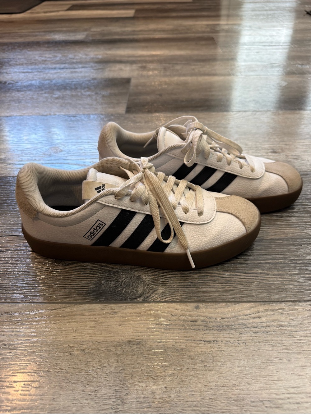 adidas Women’s Sambas